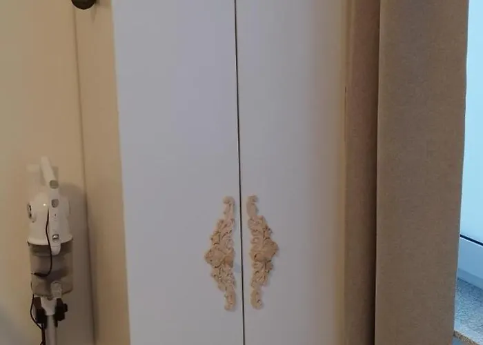 Erdgeschoss Koralle Im Zentrum * Mönchengladbach